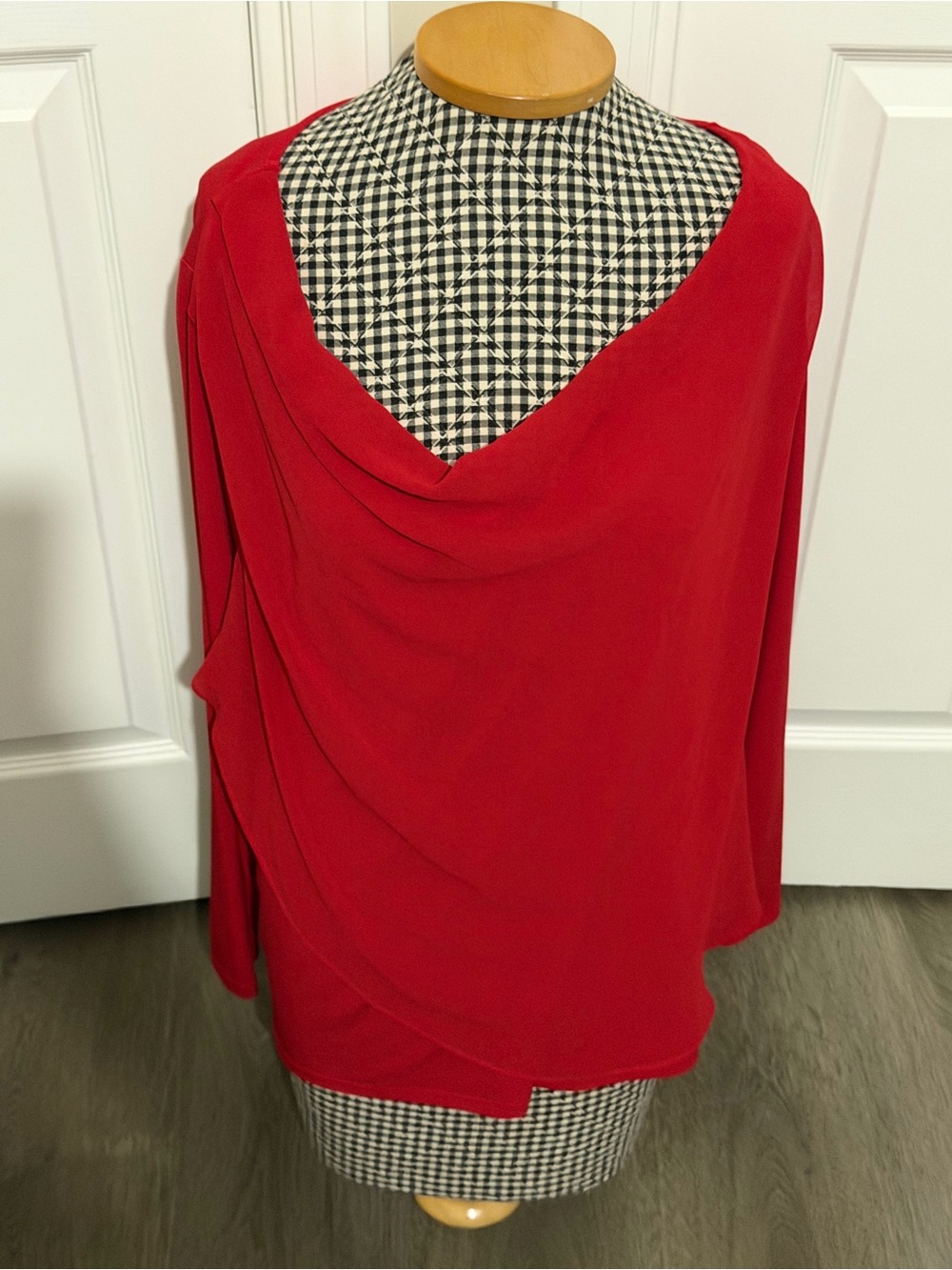 Calvin Klein Red Draped Women's Top - Elegant V-Neck 2x